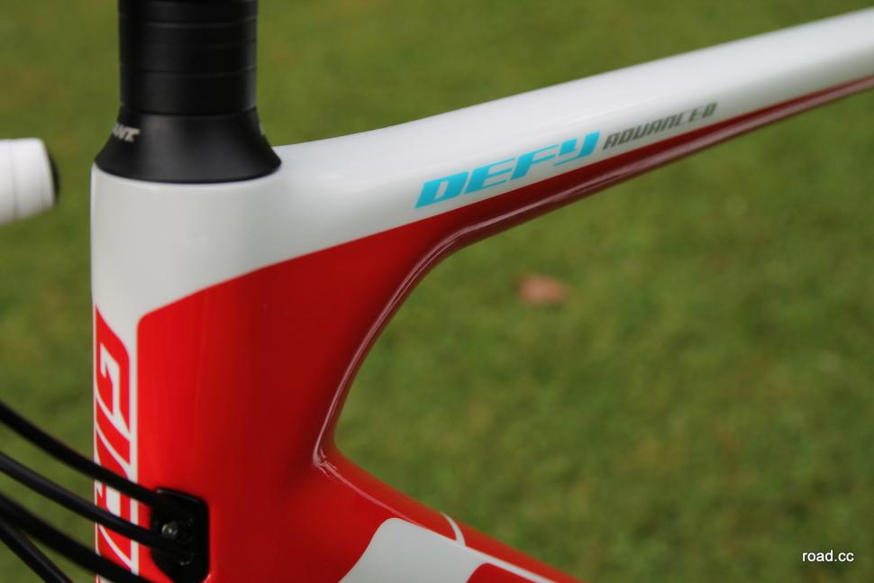 Giant defy white and 2024 red